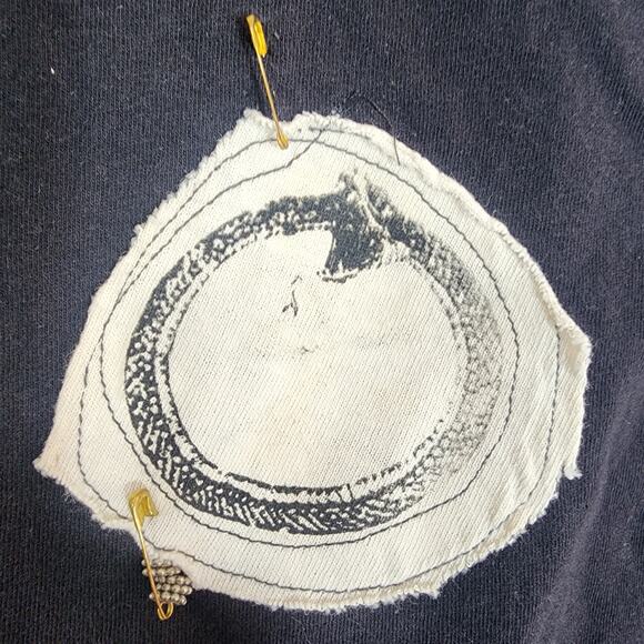 Ouroboros symbol, Black Sleeveless Tee – Upcycled, Handmade & Perfect for Summer - Picture 5 of 12